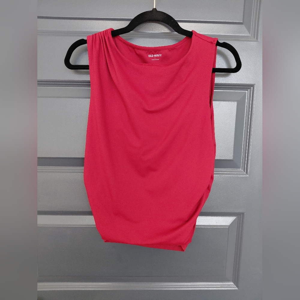 🌟 Old Navy Women's Bright Red Tank Top